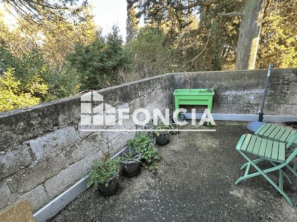 Location Appartement 2 pièces 78.22 m² - 10 CHEMIN DES CHARTREUX Villeneuve Les Avignon 30400