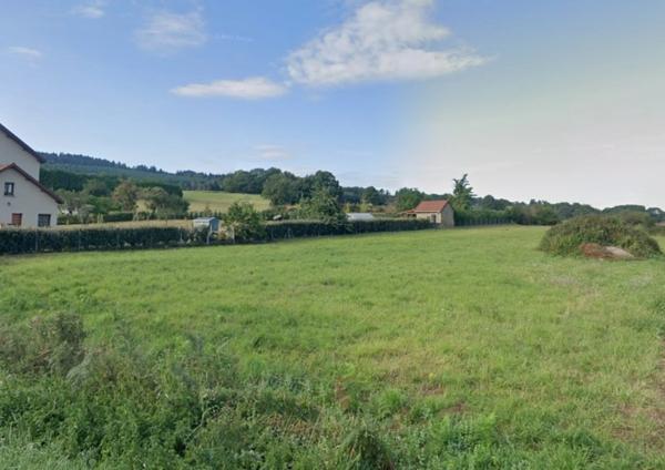 Terrain constructible de 3420m² 18 000 €