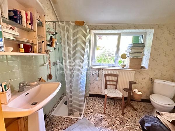 Vente maison de charme de 55 m² avec terrain clos à Chahaignes (72340), calme, verdure et authenticité