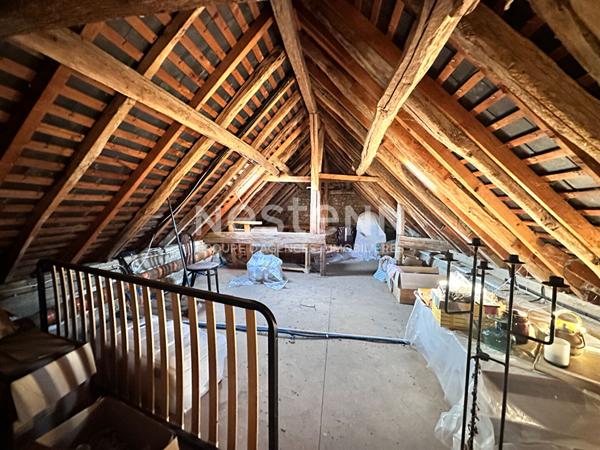 Vente maison de charme de 55 m² avec terrain clos à Chahaignes (72340), calme, verdure et authenticité