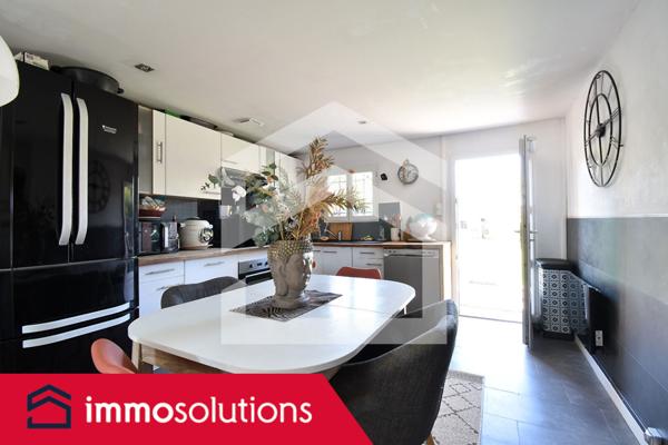 Maison Maison Cadaujac 61 m2-2 Chambres-terrasse et jardin 60.5 m²