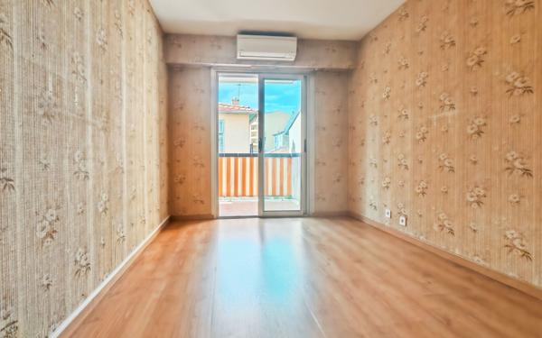 Appartement à vendre    4 pièces • 86 m2 Nice
