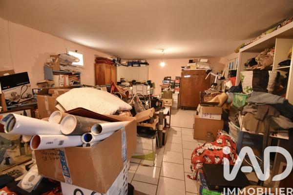 Maison à vendre 4 pièces 98 m² Nîmes-Saint-Césaire