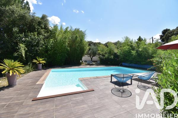 Maison à vendre 4 pièces 98 m² Nîmes-Saint-Césaire