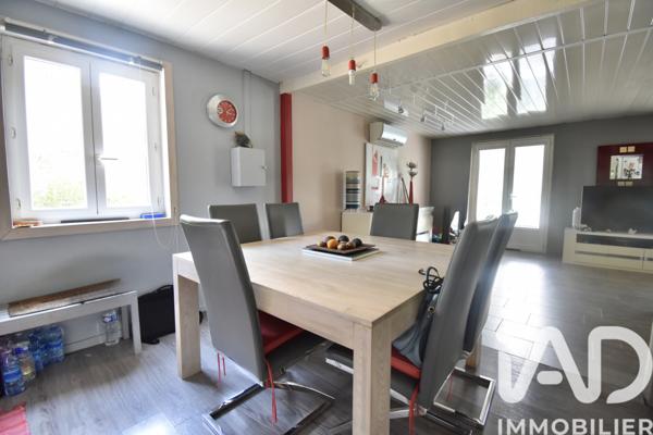 Maison à vendre 4 pièces 98 m² Nîmes-Saint-Césaire