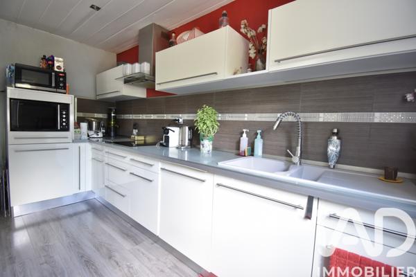 Maison à vendre 4 pièces 98 m² Nîmes-Saint-Césaire