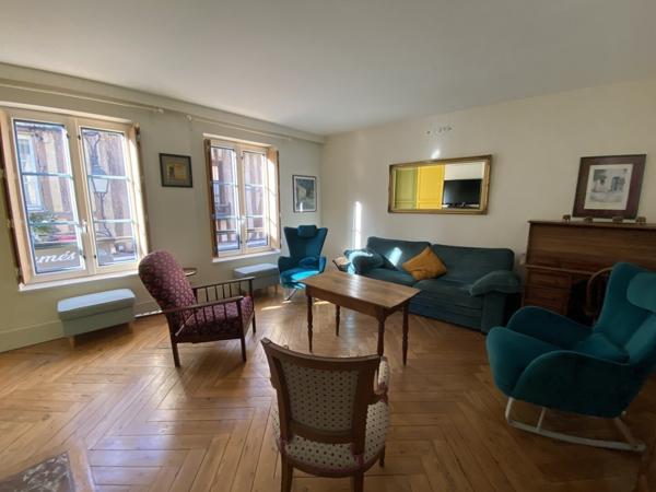 Maison avec ascenseur en coeur de ville de Verneuil sur Avre