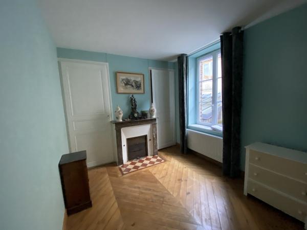 Maison avec ascenseur en coeur de ville de Verneuil sur Avre