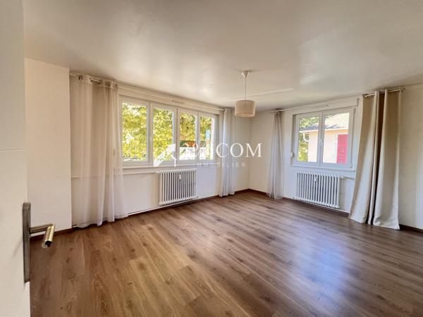 3%COM Magnifique appartement F3 87m2 rénové avec cave et garage  Brumath (67170)