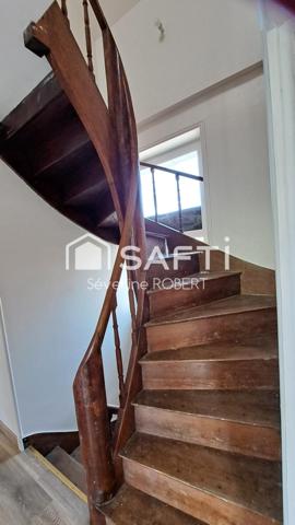 ENSEMBLE IMMOBILIER AVEC POSSIBILITE DE LOCATION OU GÎTE