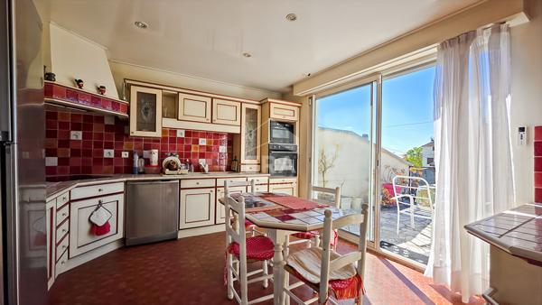 Maison Montreuil 5 pièce(s) 142 m2