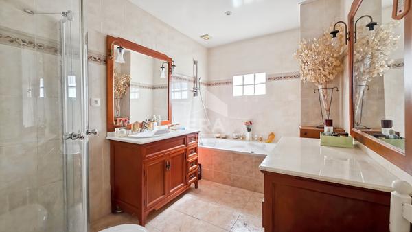 Maison Montreuil 5 pièce(s) 142 m2