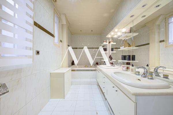 Appartement 5 pièces - 130 m² Bien prestige