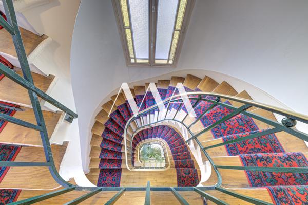 Appartement 5 pièces - 130 m² Bien prestige