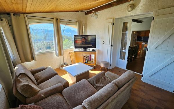 Maison à vendre    5 pièces • 132 m2 Auriol