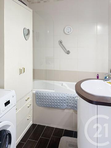 Appartement F2 à vendre  2 pièces - 53 m2 REDON - 35