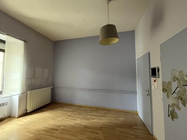 Immeuble à vendre |  Cazères |  450 m²