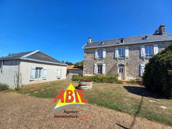 Maison  8 pièce(s)  5 chambre(s)  224 m²