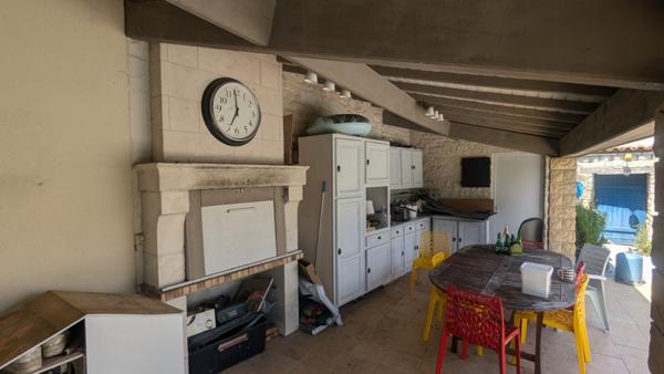 Maison  8 pièce(s)  5 chambre(s)  224 m²