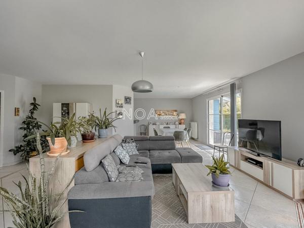 Maison contemporaine au calme