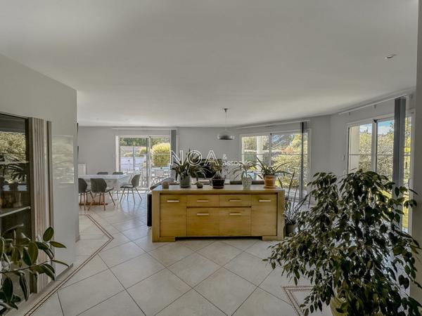 Maison contemporaine au calme