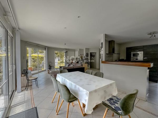 Maison contemporaine au calme