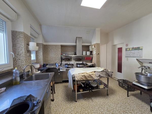 ENSEMBLE IMMOBILIER 3 LOGEMENTS A VENDRE NEULLIAC (56) BRETAGNE