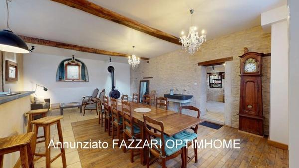 Maison de caractère rénovée, Proche Belgique et Luxembourg , Vendue meublée | Résidence ou gîte de standing. 📍 Mouzay (55700)