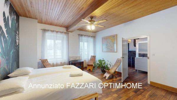 Maison de caractère rénovée, Proche Belgique et Luxembourg , Vendue meublée | Résidence ou gîte de standing. 📍 Mouzay (55700)