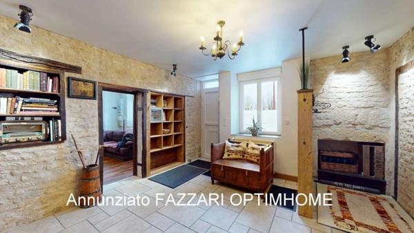 Maison de caractère rénovée, Proche Belgique et Luxembourg , Vendue meublée | Résidence ou gîte de standing. 📍 Mouzay (55700)