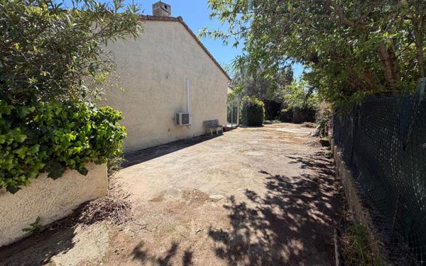 Maison à vendre    3 pièces •  Agde