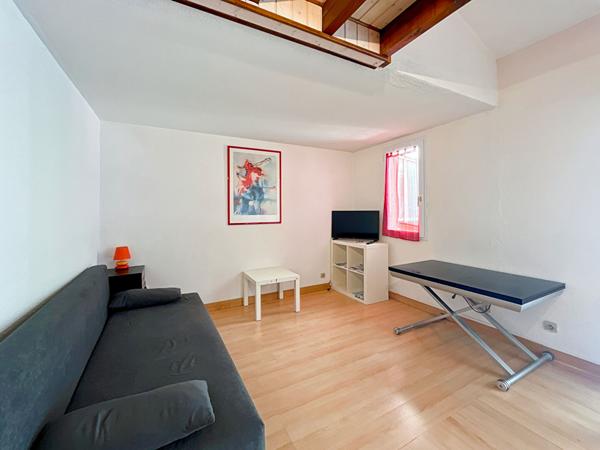 Pavillon de T2 mezzanine proche plage