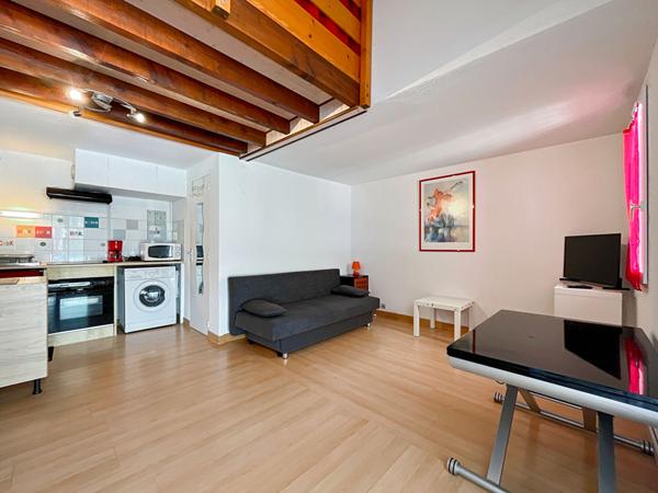 Pavillon de T2 mezzanine proche plage