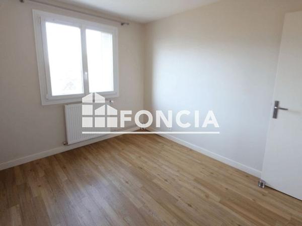 Location Appartement 4 pièces 65.47 m² - LES GRILLONS Saint Egreve 38120