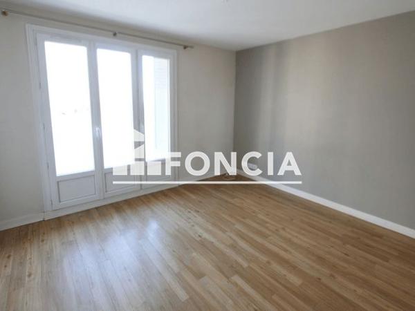 Location Appartement 4 pièces 65.47 m² - LES GRILLONS Saint Egreve 38120