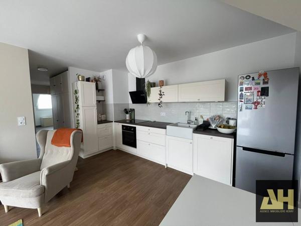 EXCLUSIVITE BREST - BEL APPARTEMENT T3 AVEC GRANDE TERRASSE ET PARKING PRIVÉ COUVERT - RÉSIDENCE RÉCENTE DE STANDING - ASCENSEUR