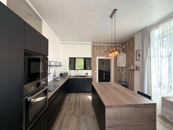 Appartement Bourg En Bresse T3 (possibilité T4) 133 m2