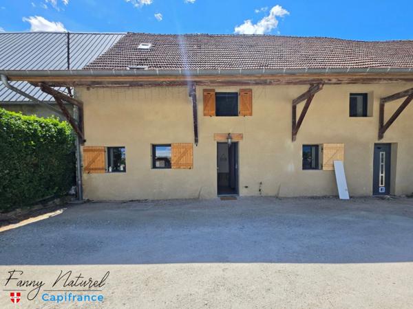 Charme de l'ancien et confort moderne : Superbe maison mitoyenne type T5 avec Terrasse, jardin et Stationnements