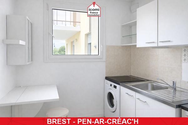 A VENDRE - APPARTEMENT - T2 - PREMIER ETAGE AVEC ASCENSEUR - BALCON - DALLE BETON - BELLE EXPOSITION - VUE DEGAGEE - DANS UNE RESIDENCE SENIOR