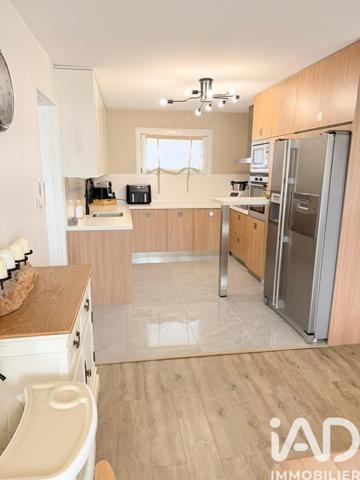 Appartement à vendre 4 pièces 97,81 m² Cogolin