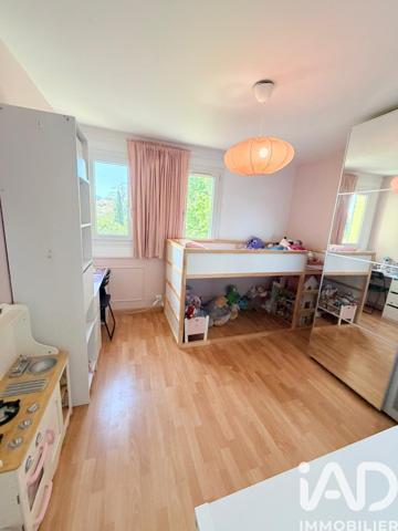 Appartement à vendre 4 pièces 97,81 m² Cogolin