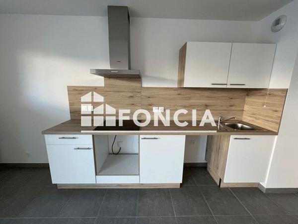 Location Appartement 3 pièces 61.4 m² - 12 BIS AVENUE DE LA COLLE Cagnes Sur Mer 06800