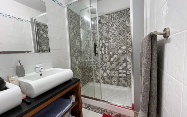 Appartement à vendre    3 pièces • 87,01 m2 Le Gosier