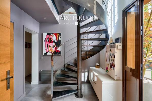 Courbevoie : maison style loft avec jardin