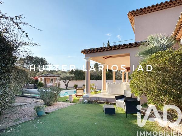 Maison à vendre 5 pièces 220 m² La Crau