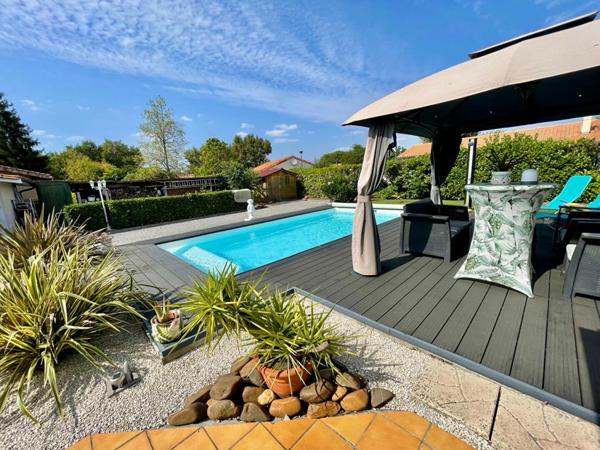 Maison Saint Jean D Illac 5 pièce(s) 123 m2