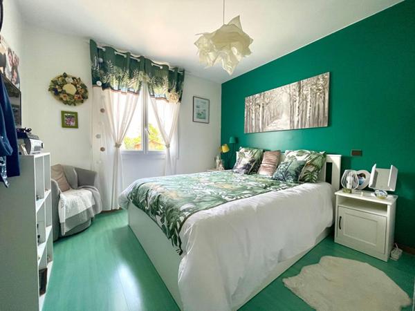 Maison Saint Jean D Illac 5 pièce(s) 123 m2