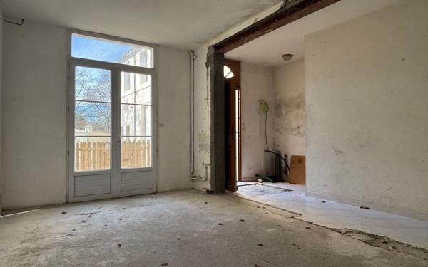 Appartement à vendre    2 pièces • 47 m2 Rochefort