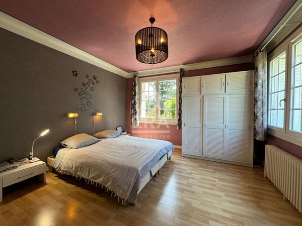 A vendre, charmante MAISON type 8 à 15 min du centre ville de Périgueux