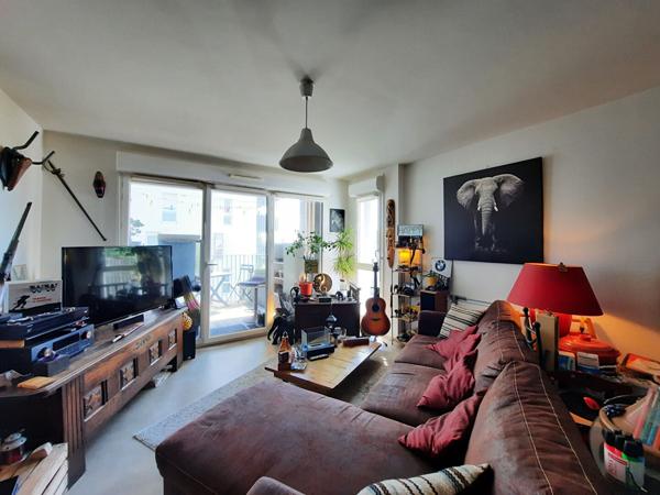Appartement 2 pièces – 45 m² environ à Saint-Nazaire (ref : 69706SN)
